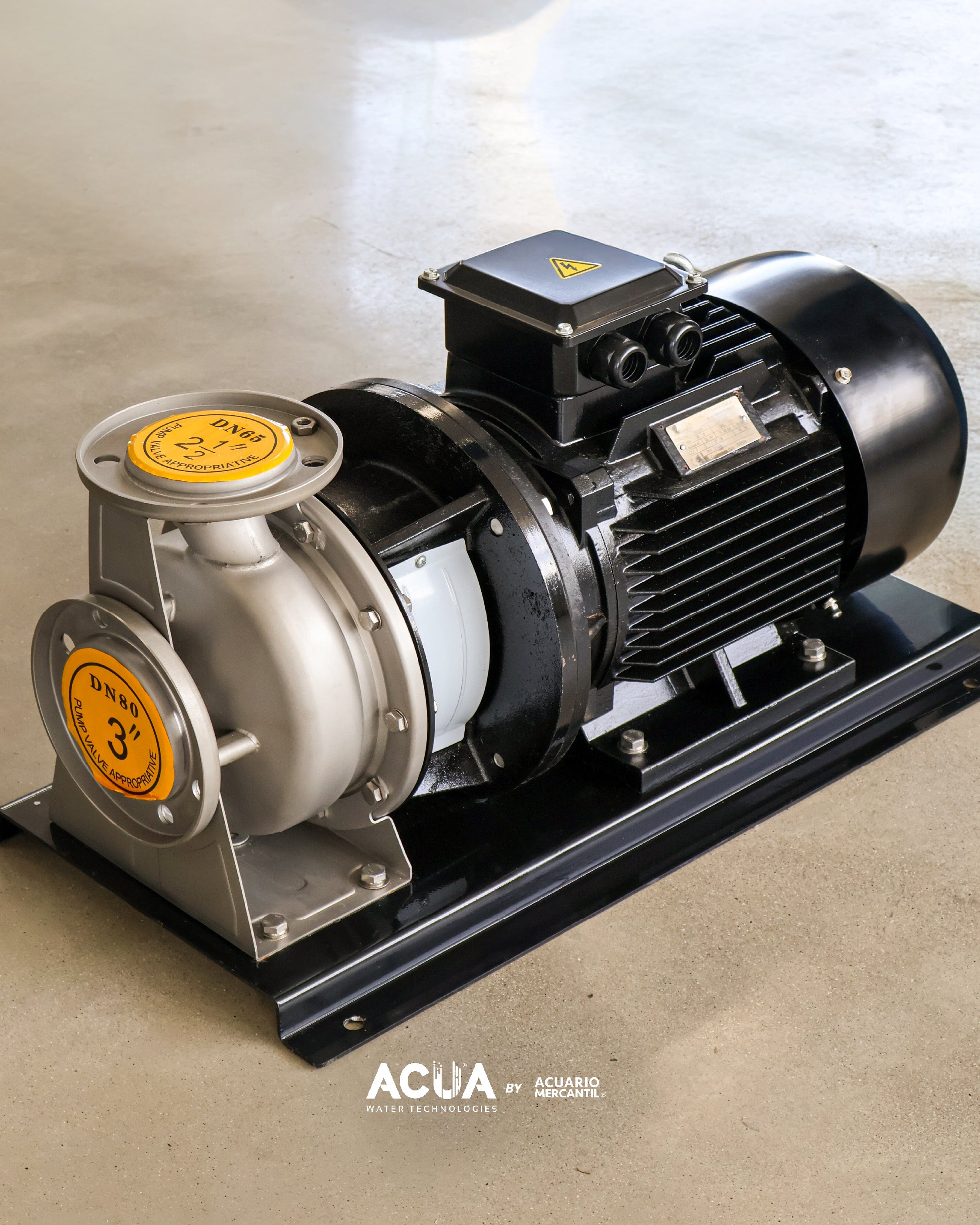 Bomba Centrífuga Horizontal Serie TITAN AC65-50-200/10 — Acero Inoxidable 10 HP — succión de 2½"  y descarga de 2"